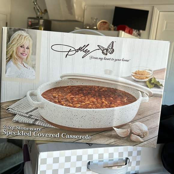 dolly parton Kitchen Brand New Dolly Parton 32 At Covered Casserole